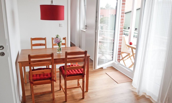 Ladekop Apartment | Holiday Apartment - Braeburn