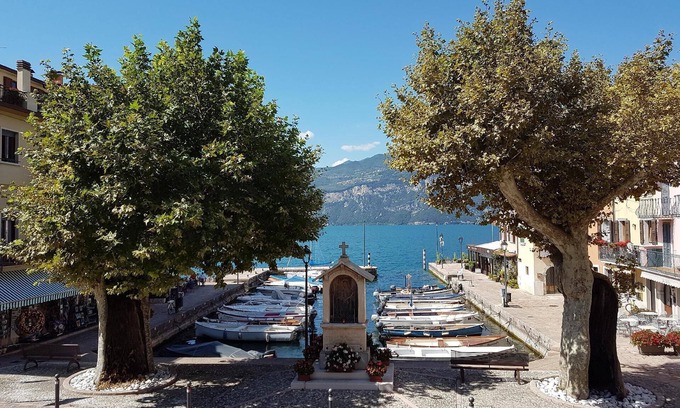 Porto Apartment | Holiday apartment Brenzone for 1 - 2 persons - Holiday apartment in one or multi-family house