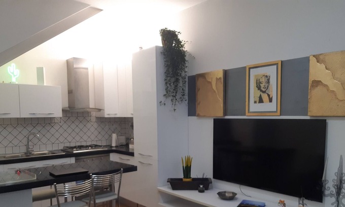 Empoli Apartment | Holiday Apartment "Casa Olga" with A/C & Wi-Fi