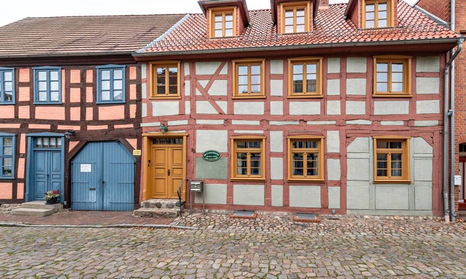 Muritz Apartment | Holiday Apartment 'Quietly Located Holiday Apartment' with Balcony and Wi-Fi