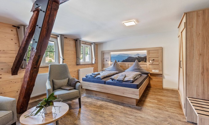 St. Blasien Apartment | Holiday Apartment '2' with Mountain View and Wi-Fi