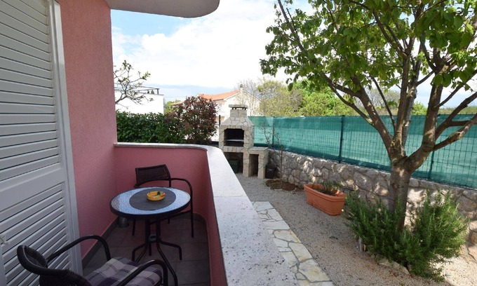 Rasopasno Apartment | Holiday apartment Dobrinj for 1 - 2 persons - Holiday apartment