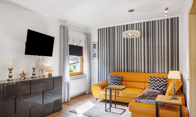 Muritz Apartment | Holiday Apartment "Gabi" with Shared Terrace & Wi-Fi