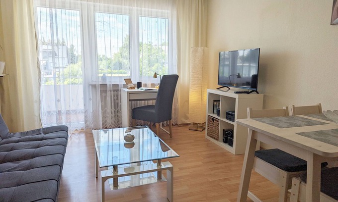 Wallersheim Apartment | Holiday Apartment 'Haus Abendsonne Upper Floor Small' with Shared Terrace, Balcony and Wi-Fi