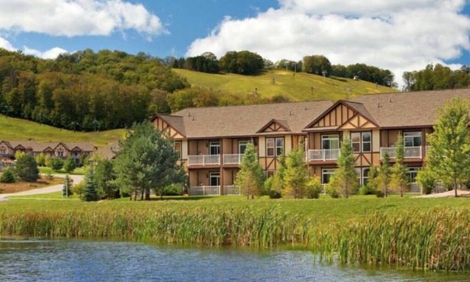 Boyne Falls Condo | Holiday apartment in Boyne Mountain