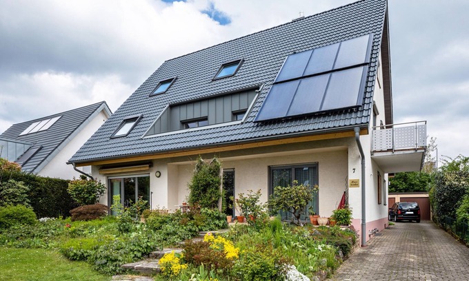 Kirchzarten Apartment | Holiday Apartment Kühn with Mountain View and Wi-Fi