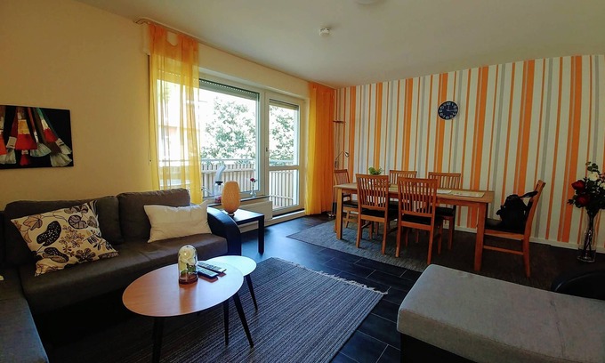 Sued Apartment | Holiday Apartment 'Koblenz City, Left Apartment' with Balcony and Wi-Fi