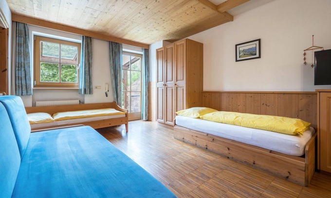 Vandoies Apartment | Holiday Apartment 'Lindenhof Apt 5' with Shared Garden & Wi-Fi