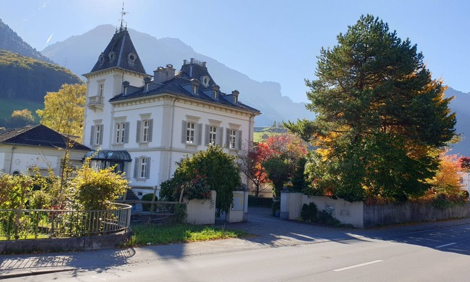 Schwanden Apartment | Holiday apartment Mitlödi for 1 - 8 persons with 4 bedrooms - Holiday apartment in one or multi-fami