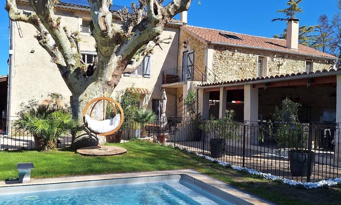 Avignon Apartment | Holiday apartment Montfavet for 1 - 4 persons with 2 bedrooms - Holiday apartment