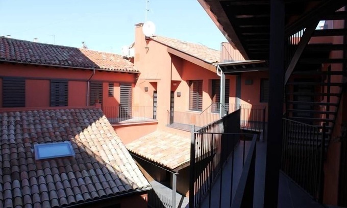 Olot Apartment | Holiday apartment Olot for 1 - 4 persons with 1 bedroom - Holiday apartment