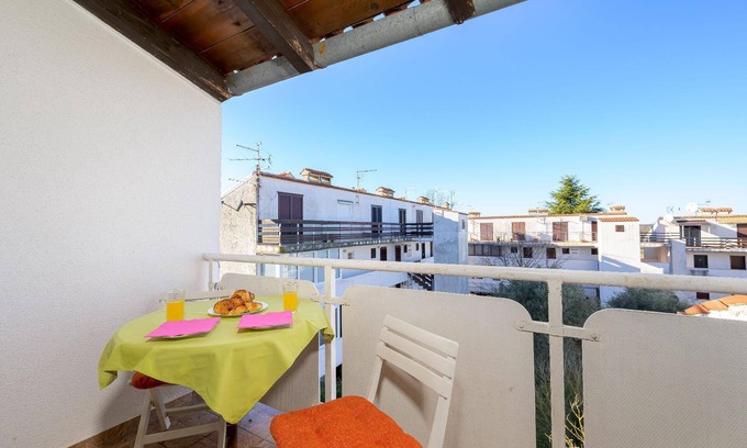 Cervar Porat Apartment | Holiday apartment Poreč for 1 - 2 persons with 1 bedroom - Holiday apartment