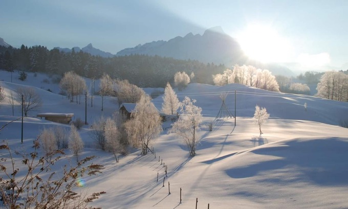 Seelisberg Apartment | Holiday apartment Seelisberg for 1 - 10 persons with 6 bedrooms - Historical building