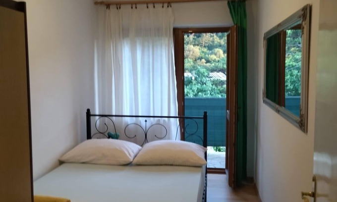 Veljun Primorski Apartment | Holiday apartment Senj for 2 - 6 persons with 3 bedrooms - Holiday apartment