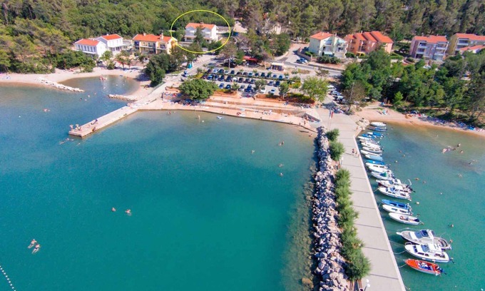 Soline Apartment | Holiday apartment with air conditioning close to the beach