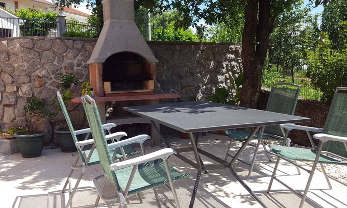 Sarsoni Apartment | Holiday apartment with 50 sqm terrace and sea view