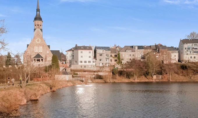 Vielsalm House | Holiday home in Grand Helleux