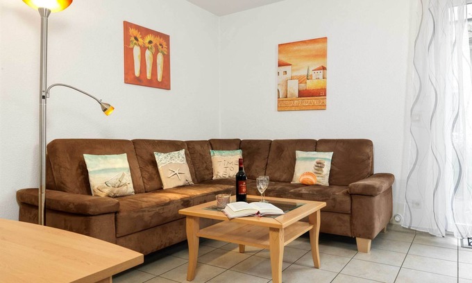 Kaltenhof House | Holiday home Seebär - Cozy holiday home close to the beach in Kaltenhof.