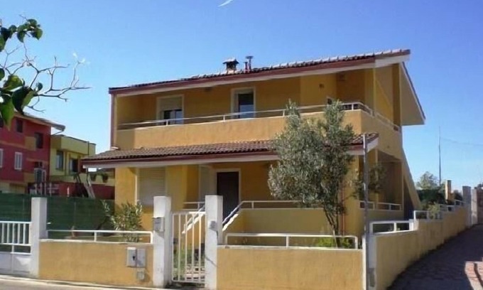 Soleminis Apartment | Holiday flat for 4