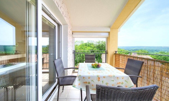 Soline Apartment | Holiday flat with a view of the sea