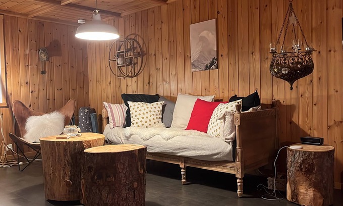 Tujetsch Apartment | Holiday flat with mountain view