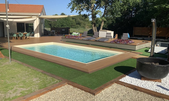 Saint-Vivien-de-Medoc House | Holiday Home - Saint Vivien de Médoc