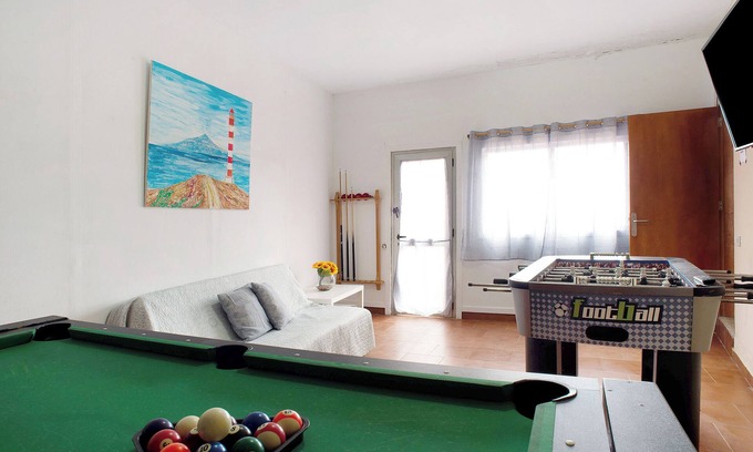 Galdar House | Holiday Home "El Faro Sardina" with Sea View, Terrace & Wi-Fi