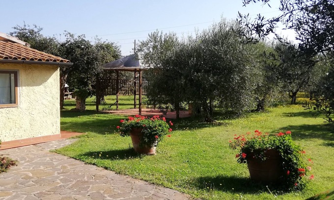 Donoratico House | Holiday house in the countryside 3 km from the sea