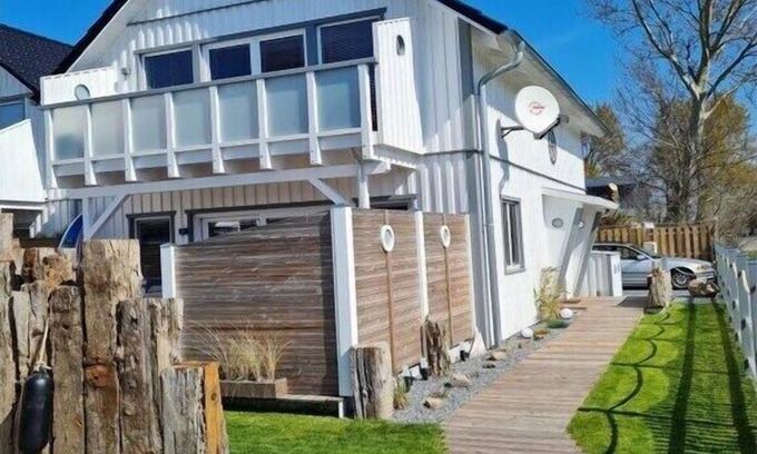 Grossenbrode Apartment | Holiday home apartment - East