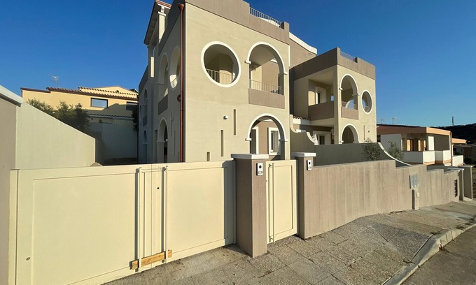 Villasimius Apartment | Holiday Home 'Bertha' with Mountain View and Air Conditioning