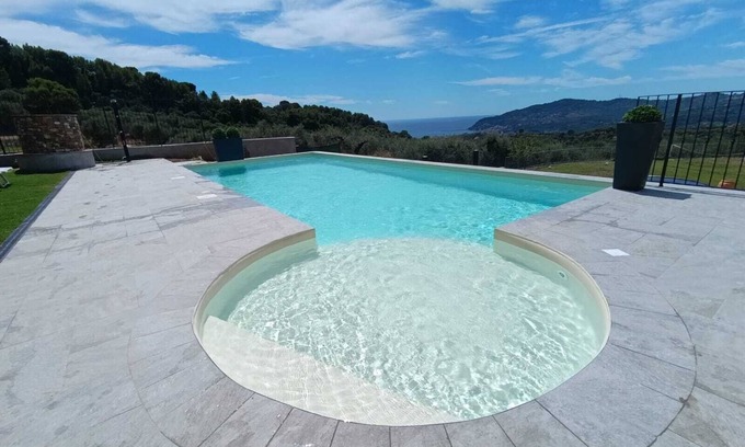 Lavina House | Holiday Home 'Casale Filiberto' with Sea View, Terrace & Wi-Fi