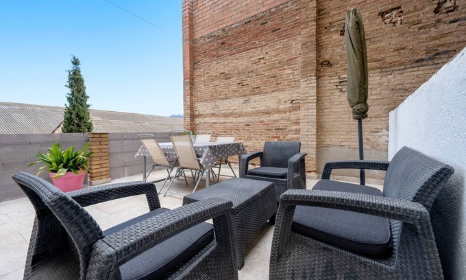 Marca House | Holiday Home 'Ca La Neus' with Mountain View, Wi-Fi and Air Conditioning