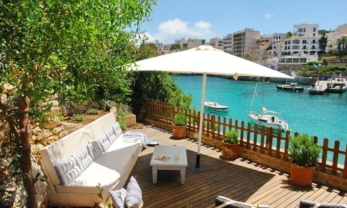 Cala Figuera House | Holiday Home Cala Figuera in Cala Figuera