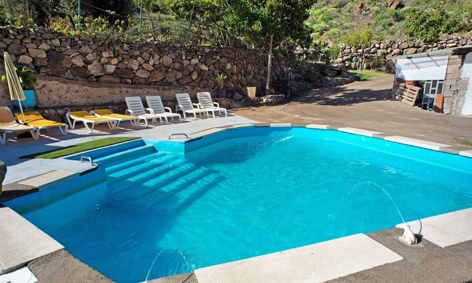 Mogan Apartment | Holiday Home "Casa Mango" with Mountain View, Pool & Wi-Fi