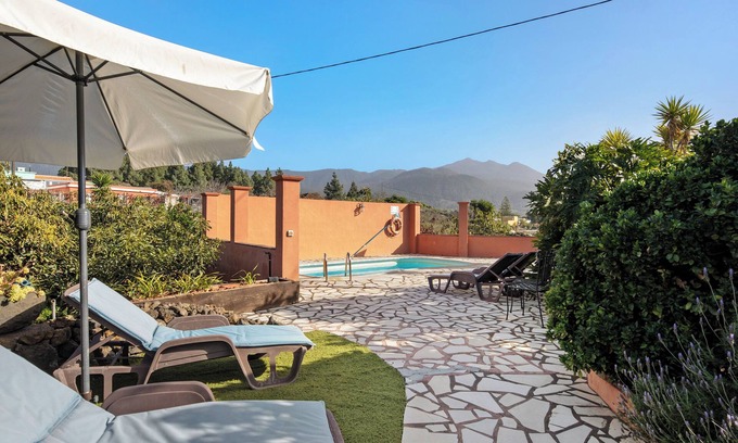 El Paso House | Holiday Home 'Casitas La Montañita - 2' with Mountain View, Wi-Fi and Air Conditioning