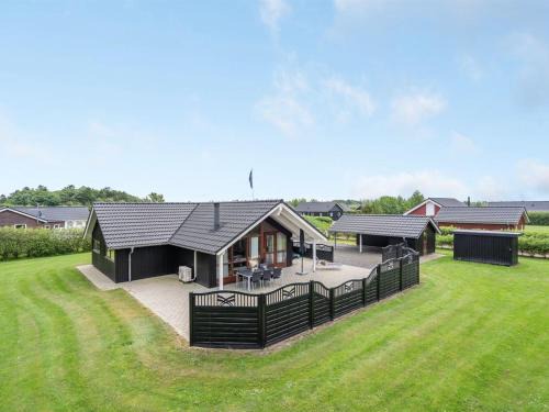 Falen House | Holiday Home Chermeine - 1-2km to the inlet by Interhome