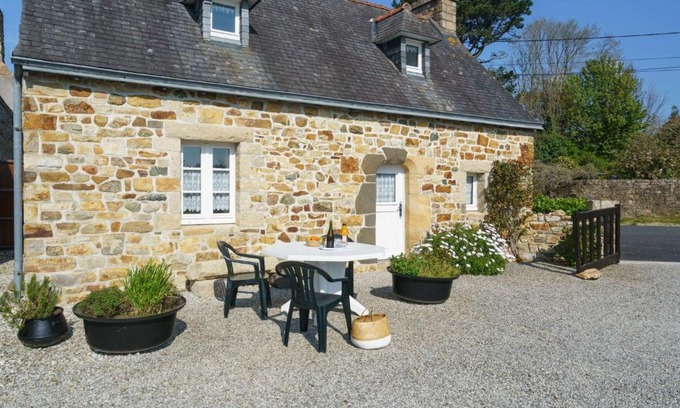 Crozon House | Holiday Home Chez Jeanne by Interhome