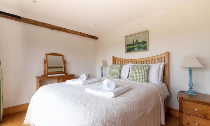 Wadhurst House | Holiday Home Dairy by Interhome