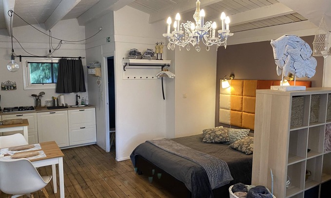 Geel Ski Chalet | Holiday home De Waterhoek - to enjoy silence and tranquility.