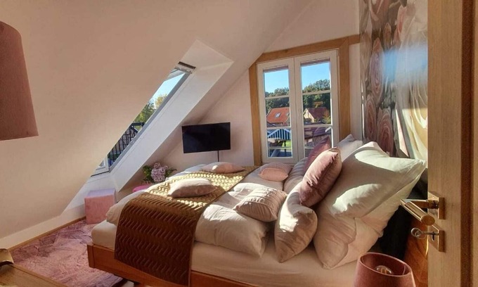 Warendorf House | Holiday Home 'Exklusives Ferienhaus Gausepohl' with Indoor-Fireplace, Garden, Sauna & Whirlpool