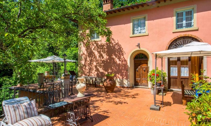 Loro Ciuffenna House | Holiday Home Il Mulinaccio by Interhome