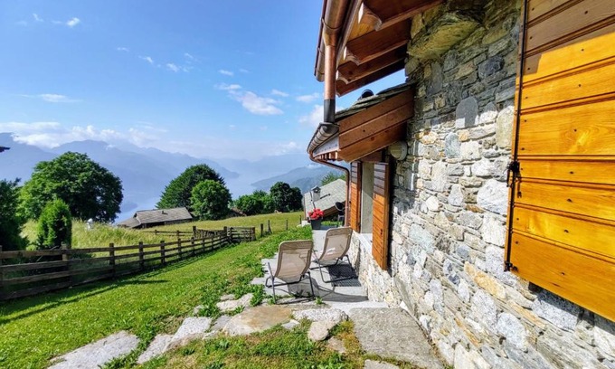 Peglio House | Holiday Home Il Nido d'Aquila - GRV635 by Interhome