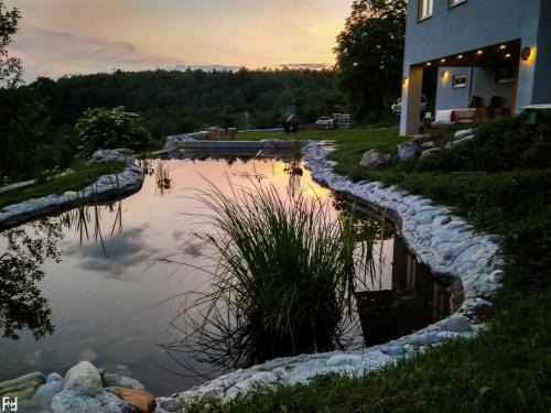 Presika House | Holiday Home in Bunjevci with Sauna & Garden