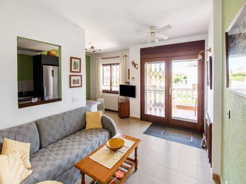 Sant Pere Pescador House | Holiday Home in Catalonia near Beach