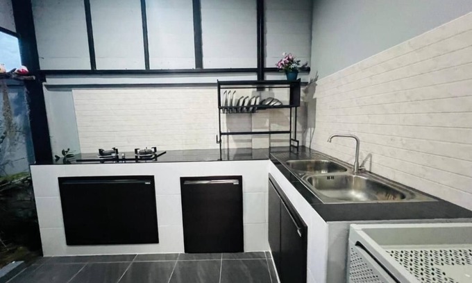 Mae Sot House | Holiday Home in Mae Sot