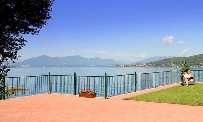 Meina House | Holiday Home in Meina with Private Beach