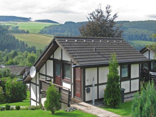 Feriendorf Hennesee House | Holiday home in Mielinghausen near ski area