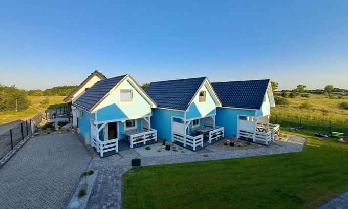 Rewal House | Holiday Home in Niechorze near Lighthouse