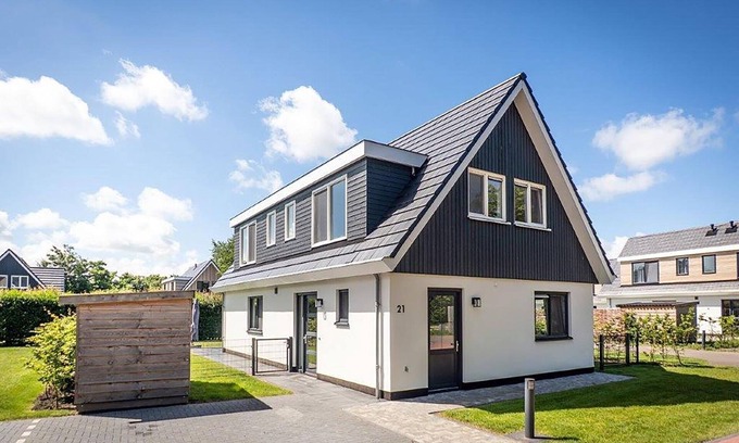 De Koog House | Holiday Home in De Koog near the Sea