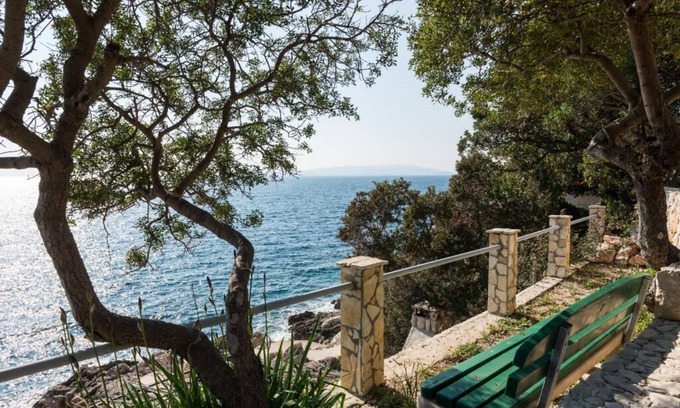 Orebic House | Holiday Home Jasminka - Three Bedroom Holiday Home with Terrace and Sea View